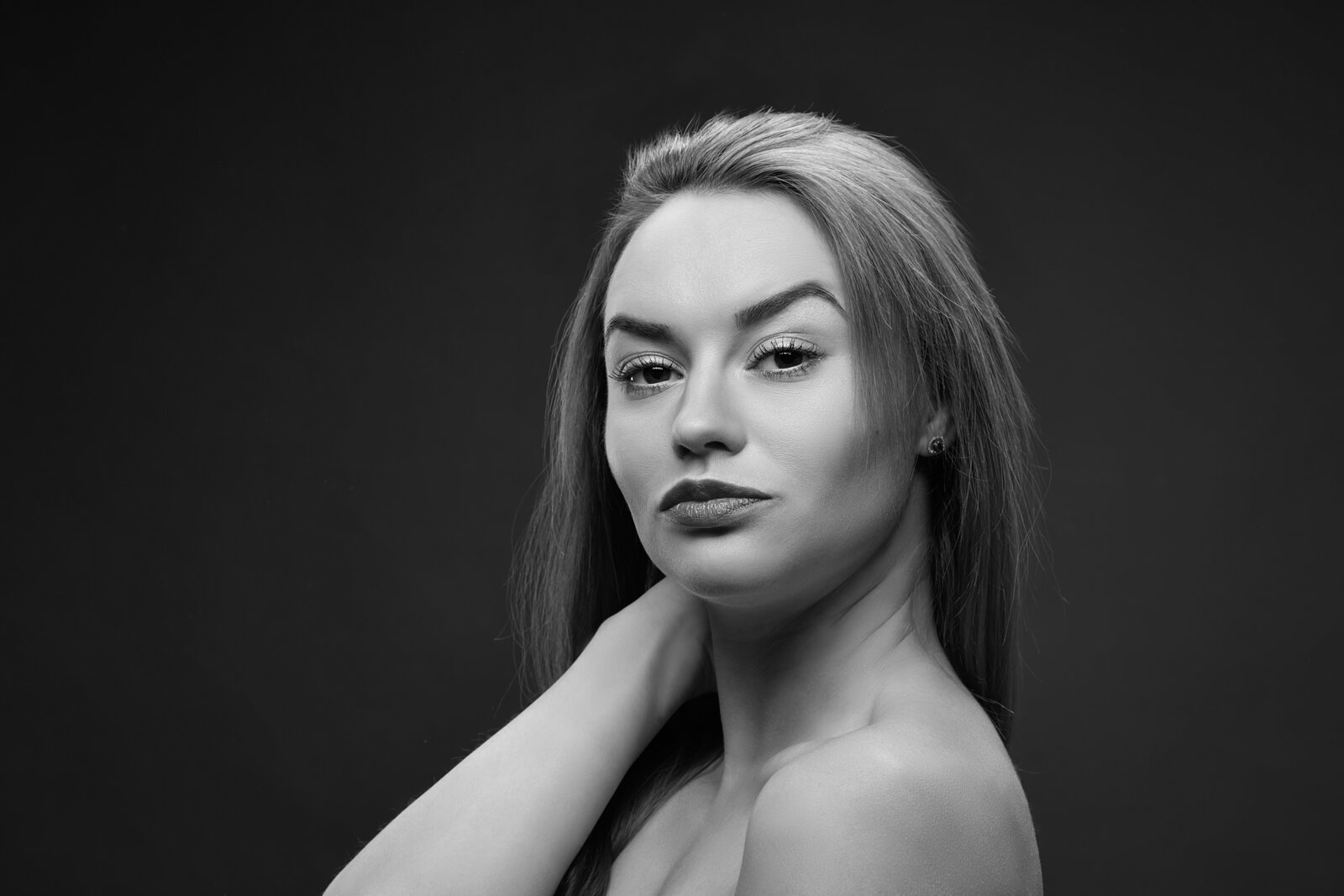 Budget-Friendly Portrait Lens Alert: What Meike's New 56mm Air Means for Creators