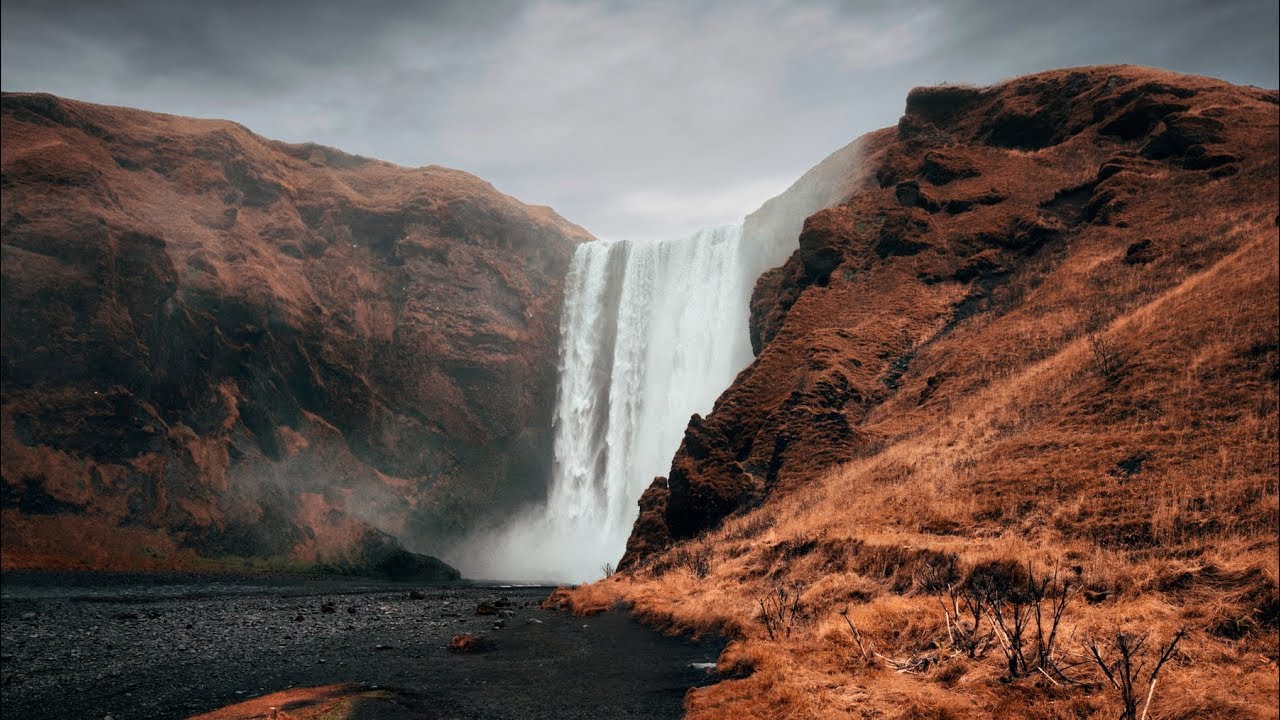How to Remove People from Your Travel Photos (Without Spending Hours in Photoshop)