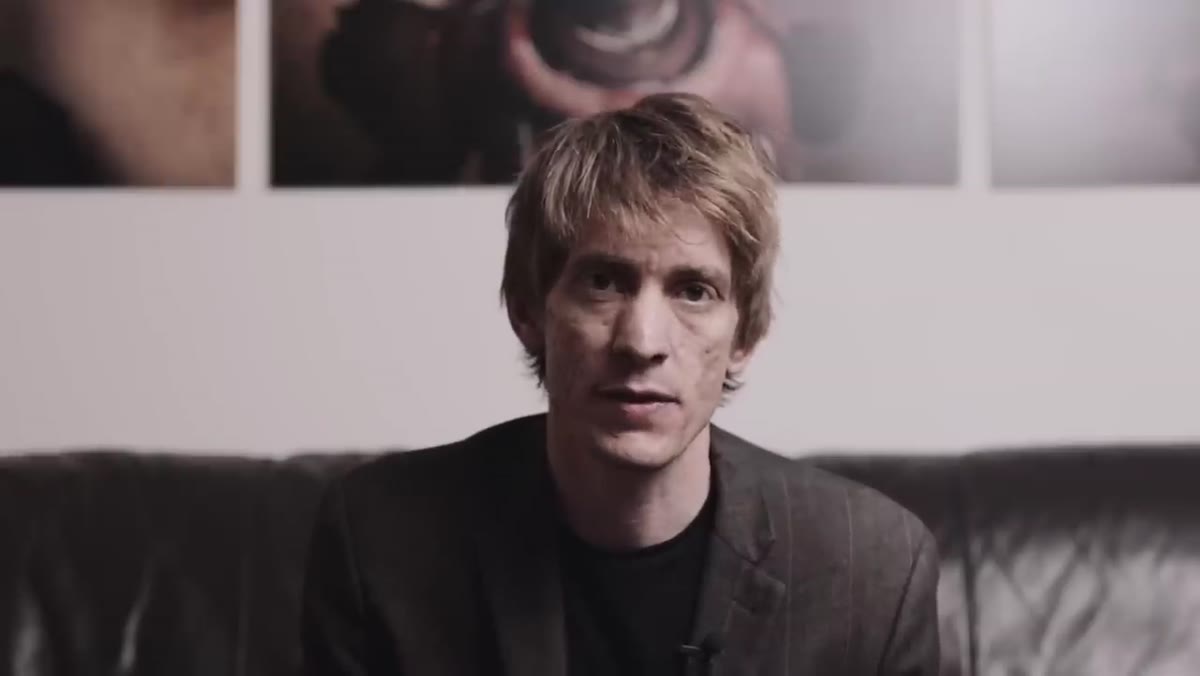 Tucker describing empathy as the defining quality of great portrait photographers